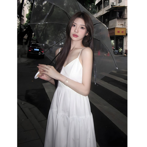 2025 summer new French V-neck white suspender dress for women with waist design niche temperament small skirt