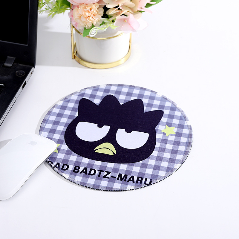 격자 무늬 멋진 펭귄