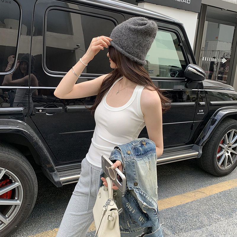 Special Wholesale Niche Outer Wear Sleeveless Racer Vest for Women Spring and Summer Temperament New Style Inner Layering Hot Girl Tops