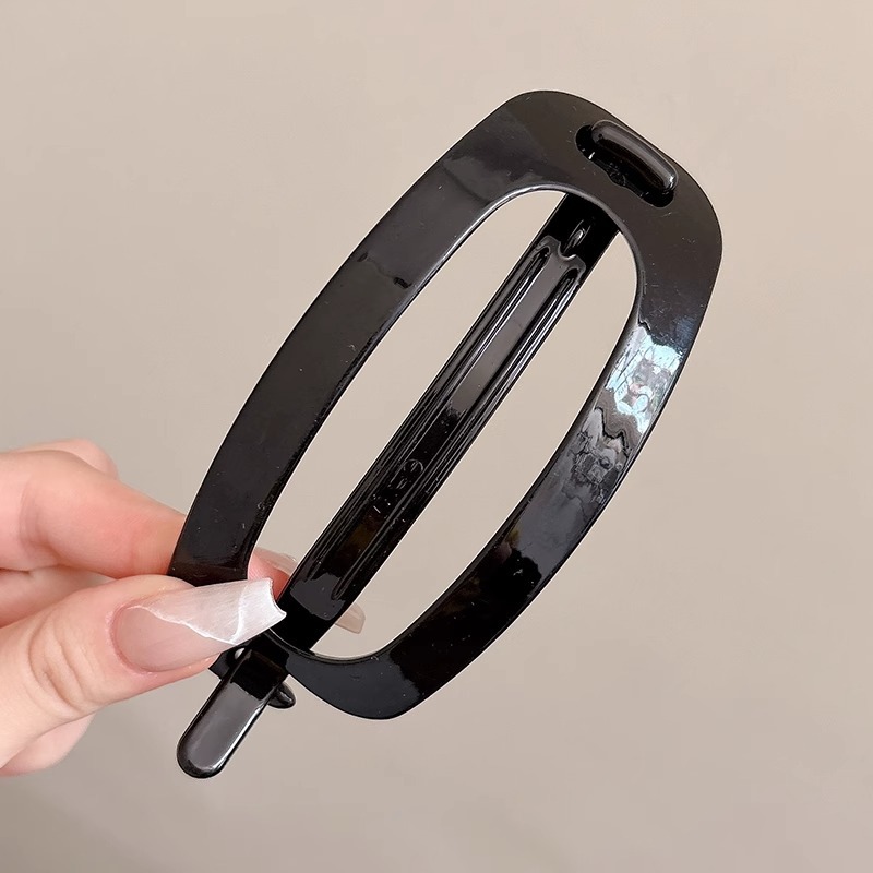 Pinza para el cabello de una palabra de temperamento simple clip giratorio de la parte posterior de la cabeza de las mujeres 2025 nuevo clip de agarre para el cabello de placa retro clip de boca de pato tocado