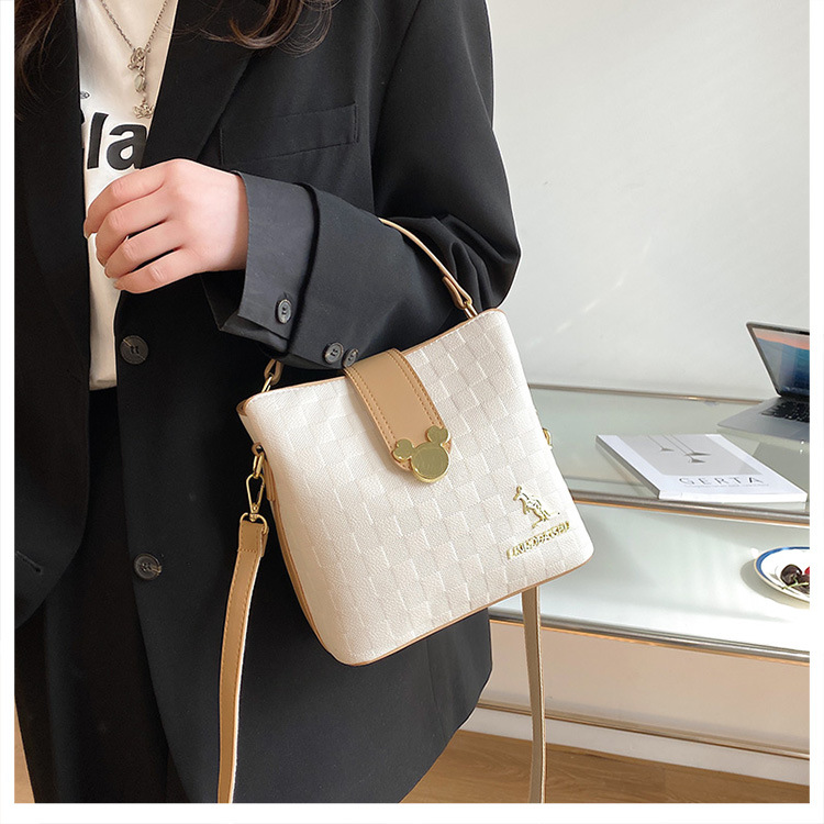 2023 spring new live broadcast good style trendy fashion high-end niche bucket one-shoulder cross-body handbag women's bag_voghion.com