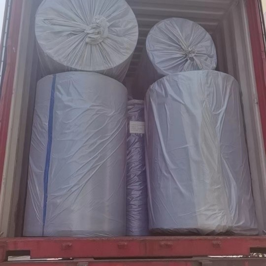 环保打孔草坪减震垫减震排水性能好