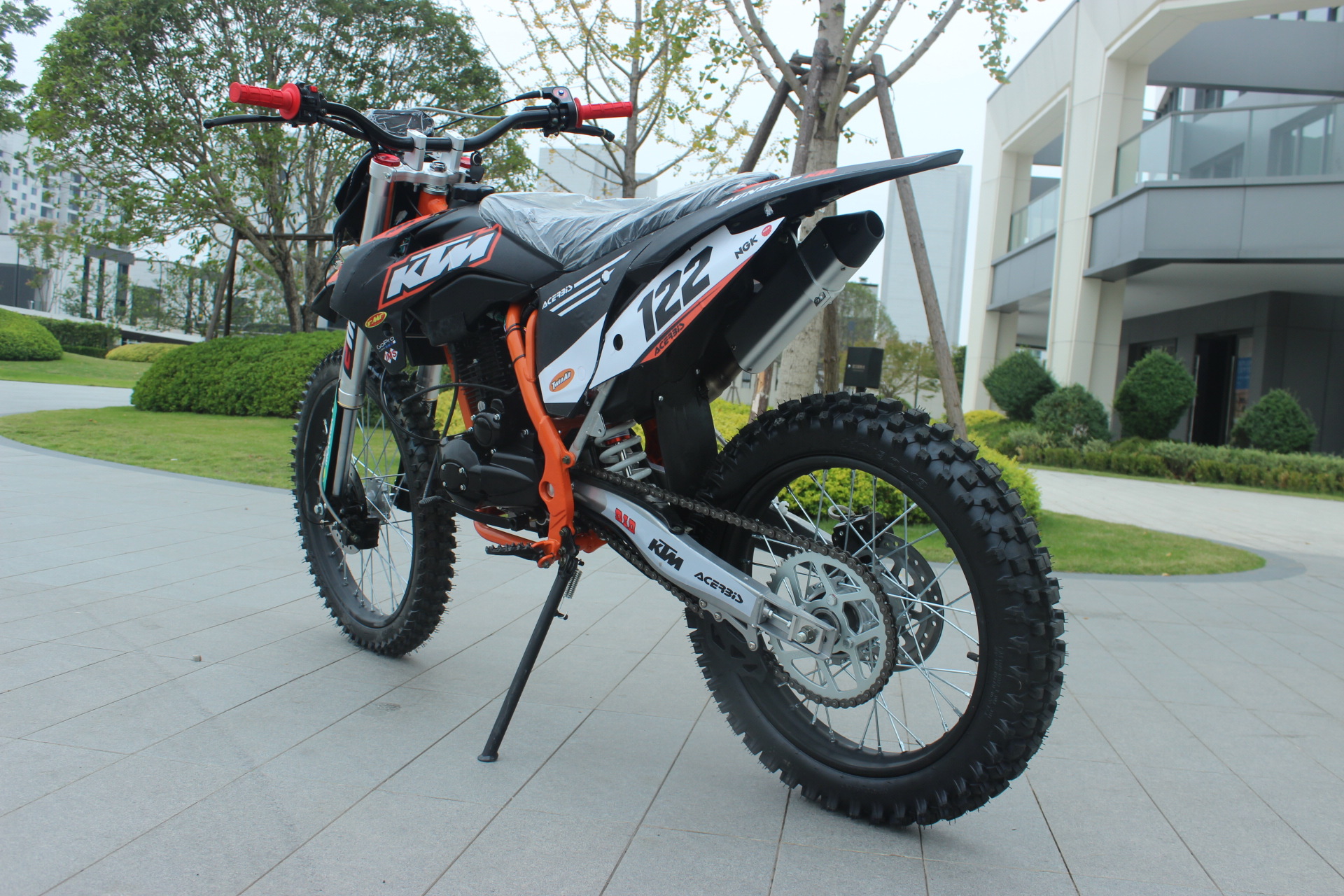 Factory Direct Sales 250Cc Off-Road Vehicle, Mountain Motorcycle, Two-Wheeled Racing Vehicle, Fuel Atv, All-Terrain Vehicle