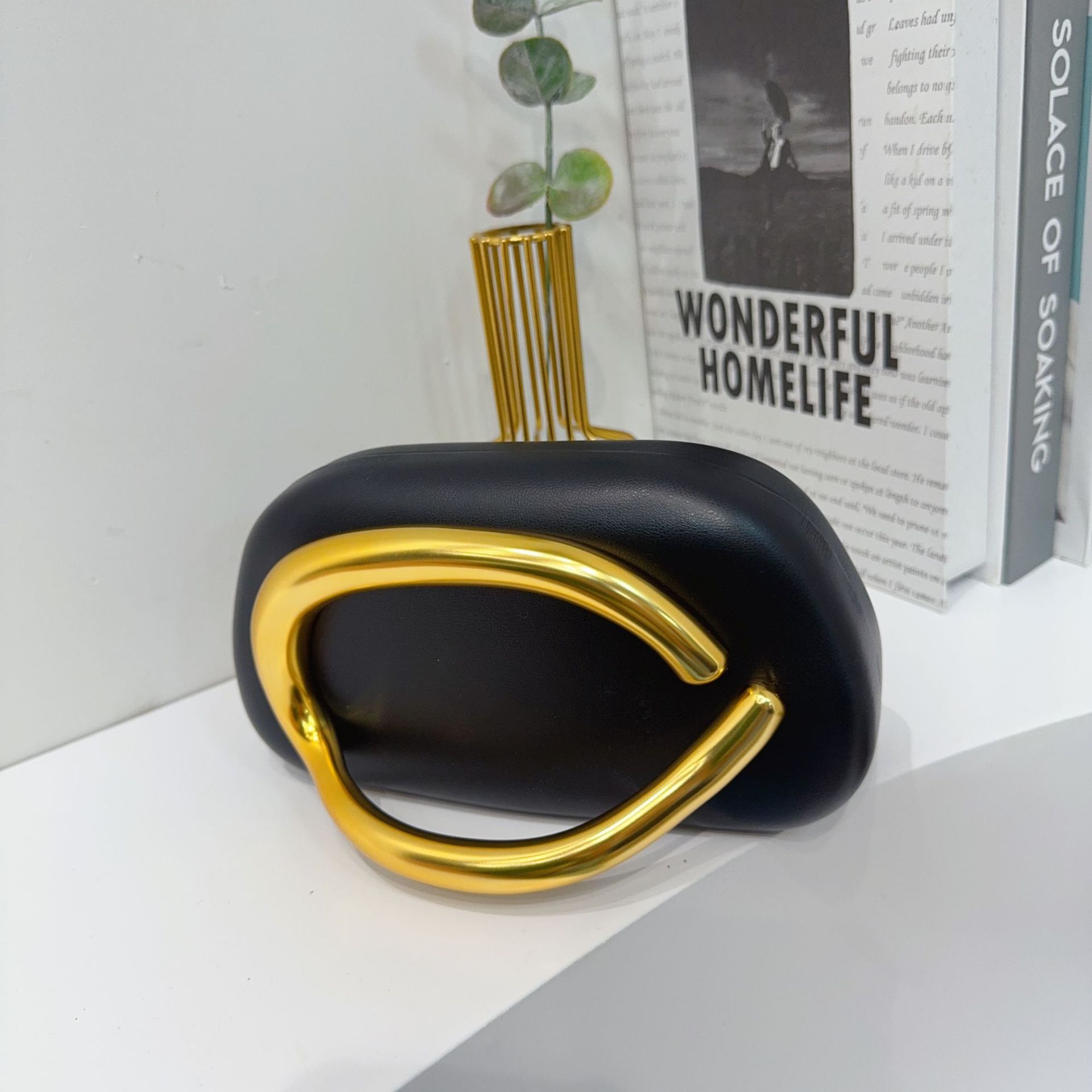 Black (leather model)