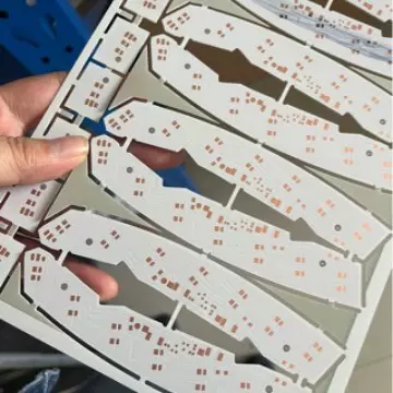 汽车车灯电路板铝基板PCB源头厂家线路板打样快速批量生产led