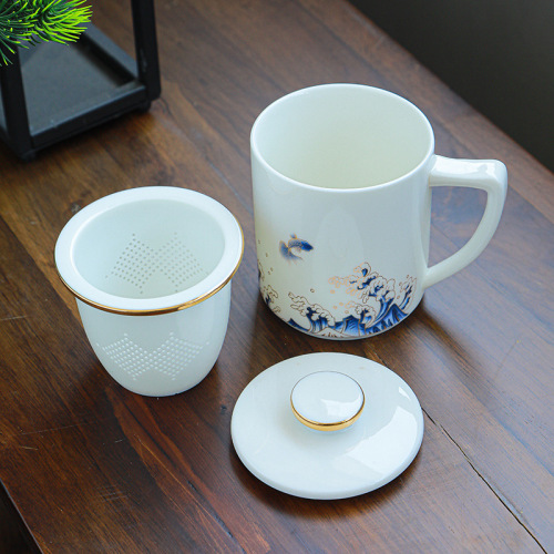 Suet-fat jade white porcelain tea set water cup office cup ocean wave deer mug ceramic office cup with lid painted with gold as a gift
