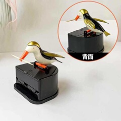 スマートな小鳥のつまようじの箱のつまようじの収納筒の家庭用つまようじの缶が自動的に飛び出します。
