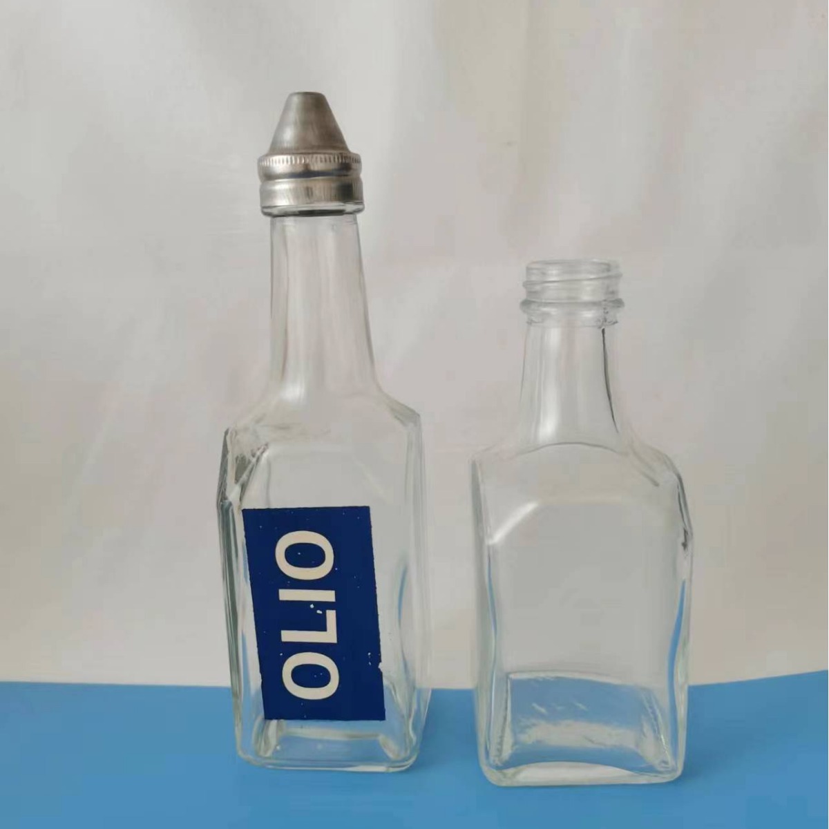 厨房调料油瓶   四方厨房油瓶  油瓶    调料瓶    厨卫调料品