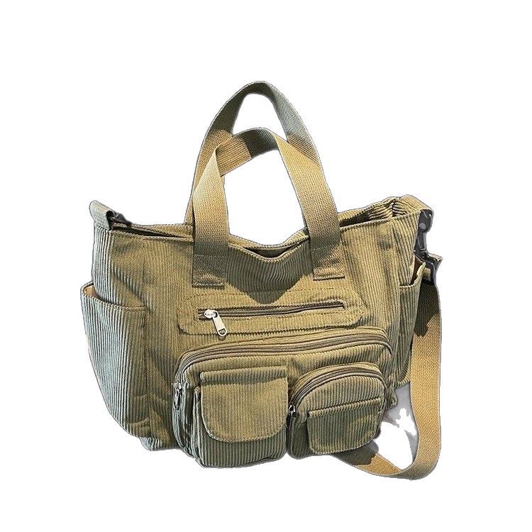 Nuevo bolso de mano transfronterizo, nuevo bolso de hombro para estudiantes universitarios en clase.