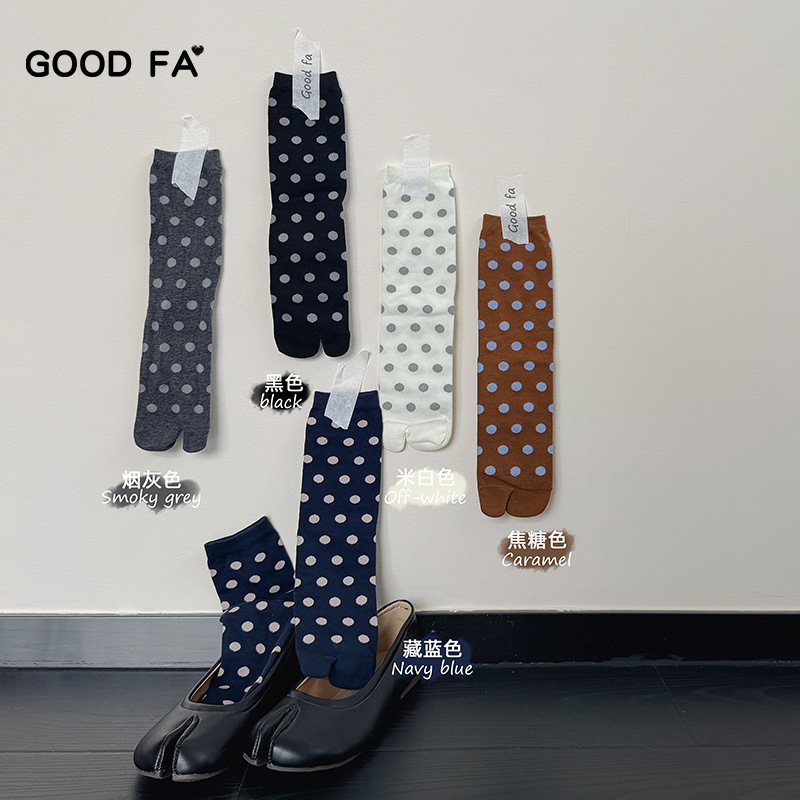 GOOD FA 2026 Autumn/Winter New Colorful Cotton Contrast Color Polka Dot Margiela Split-Toe Socks Women's Mid-Calf Socks GOOD FA 2026 Autumn/Winter New Colorful Cotton Contrast Color Polka Dot Margiela Split-Toe Socks Women's Mid-Calf Socks