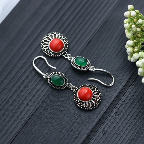 Xiaohongshu recommends Chinese classical cheongsam and Hanfu earrings, electroplated Thai silver craftsmanship, imitation southern red chalcedony earrings and ear hooks