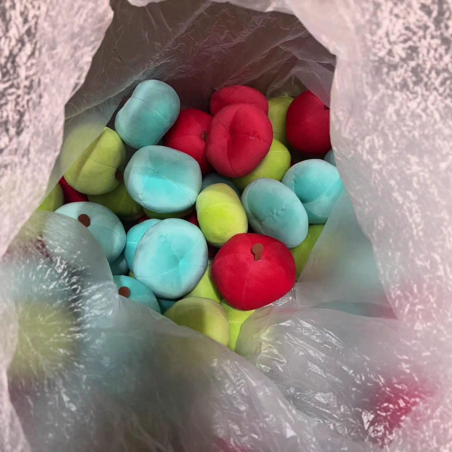 Мягкая игрушка «Яблоко», антистрессовая кукла, мягкая 18 г, несколько цветов (фуксия/зелёный/красный/синий)
