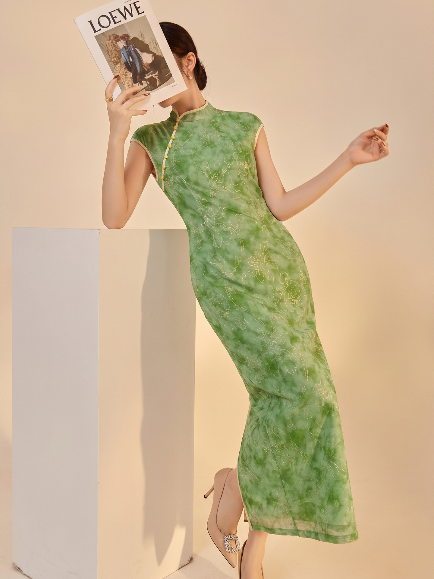 Đầm maxi cổ đứng sườn xám cách tân — Xanh lá cây nhạtcolor