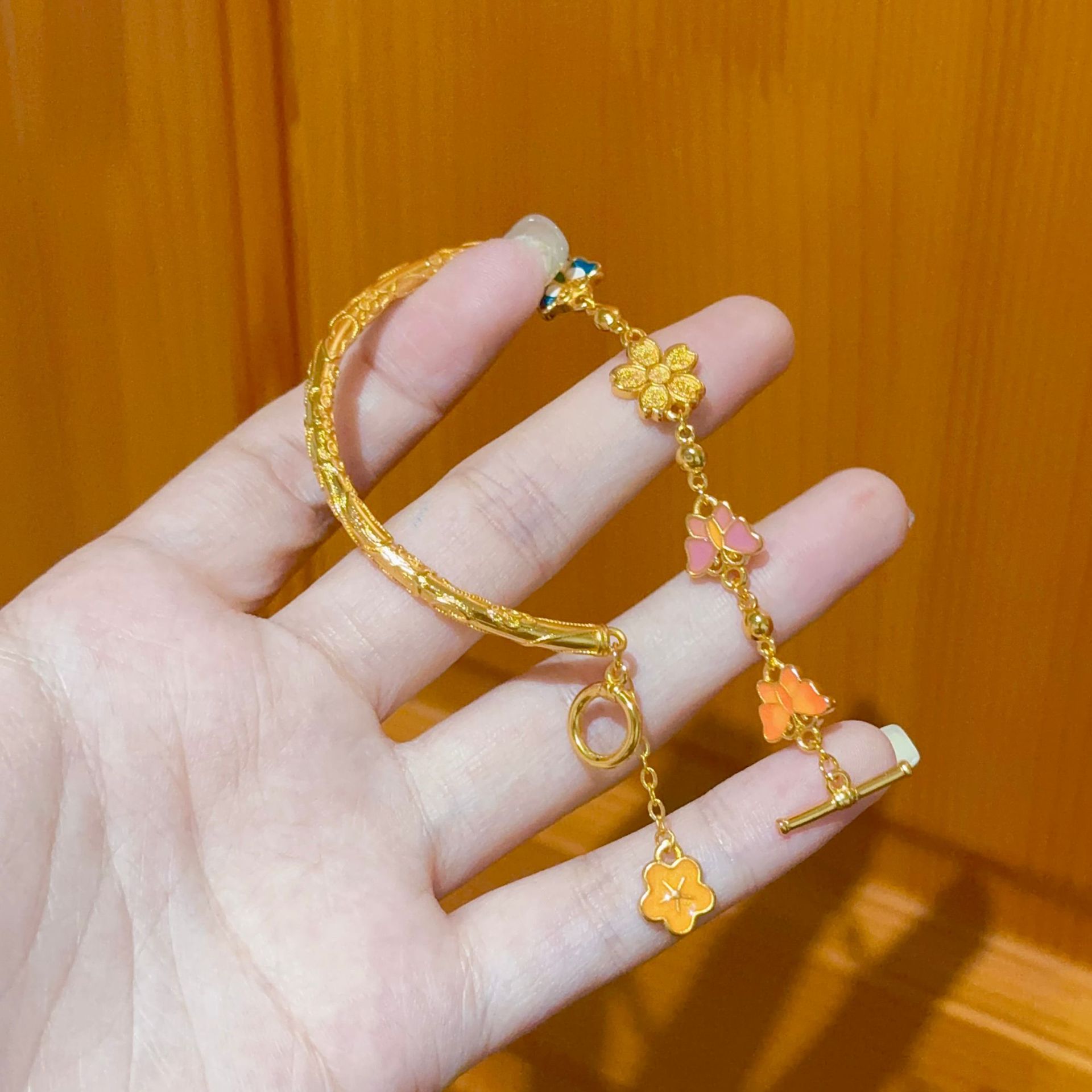 Pulsera de cuentas oro esmalte mariposa estilo palacio retro antiguo_voghion.com
