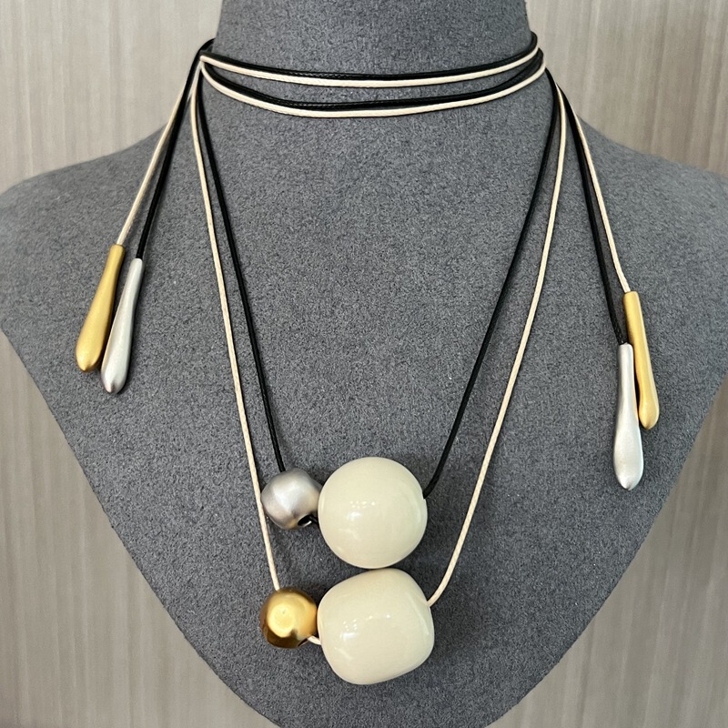 Dong Jie Same Style Emotional Pendant Necklace Women's Ivory White Ball High-end Light Luxury Niche Neck Chain Woolen Chain for Women Dong Jie Same Style Emotional Pendant Necklace Women's Ivory White Ball High-end Light Luxury Niche Neck Chain Woolen Chain for Women