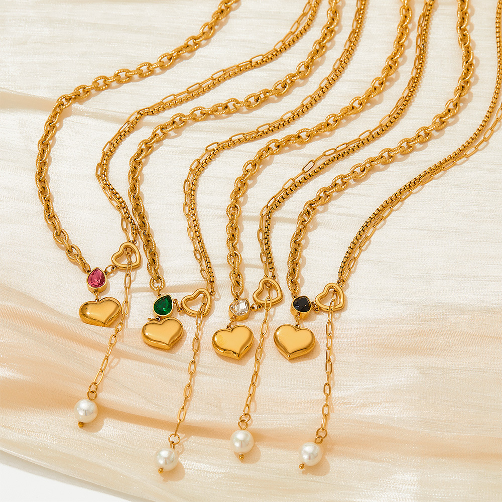 Retro Heart Shape Stainless Steel Titanium Steel Inlay Pearl Zircon Necklace 1 Piece display picture 2