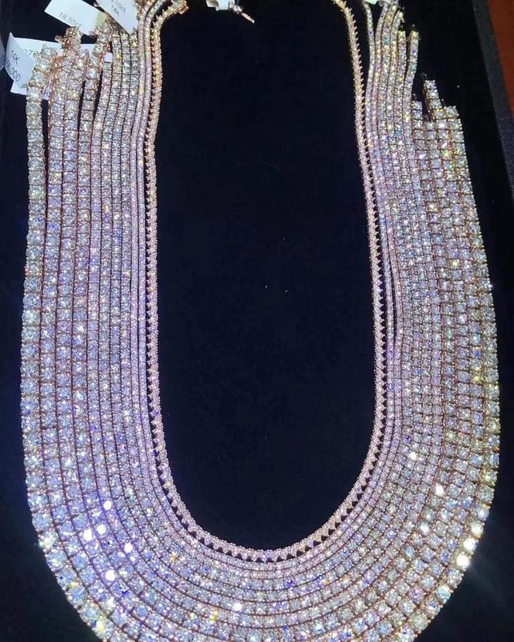 Princess-cut, Round Brilliant Cut, Radiant-cut Diamond Shape Colorless(DEF), Green, Blue Diamond Color 4 Karat 5 Karat 6 Karat Colorless(DEF) Green Blue Princess-cut Round Brilliant Cut Radiant-cut 925 Sterling Silver Tennis Chain Bracelets Classic Style VVS1-VVS2 Moissanite GRA Certificate