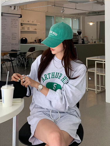 Spring and summer washed hat for women Korean INS retro old peaked cap showing face small soft top letter embroidered baseball cap