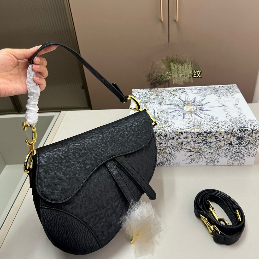Transfronterizo Dijia Saddle Bag D Saddle Bag damas mochila de moda universal comercio electrónico transfronterizo para llevar productos