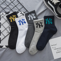秋冬新款休閒字母男士中筒棉襪 保暖吸汗透氣高筒男襪廠家批發
