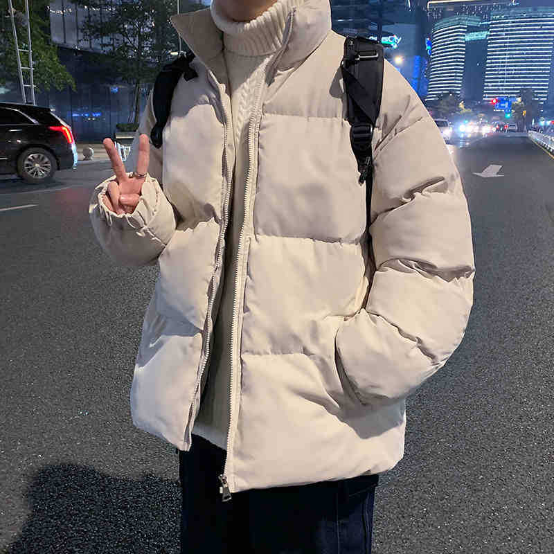 카키색