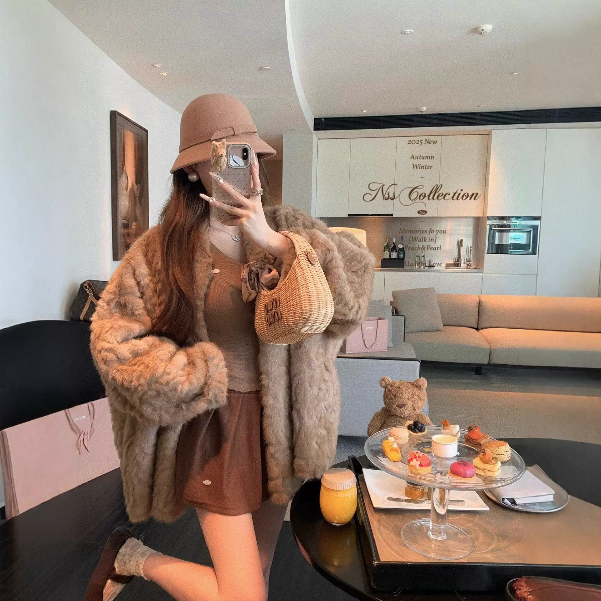 NSS COLLECTION  "DOWNY"奶油咩咩“卷卷毛浴袍皮草