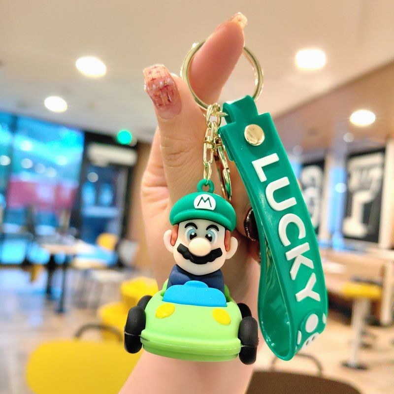 Dibujos animados pvc serie de anime llavero juego de marea muñeca llavero de coche bolsa colgante máquina de garra regalo al por mayor