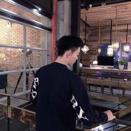 高品25年春季BU经典后背字母蝙蝠袖长袖卫衣薄款男女同款情侣装