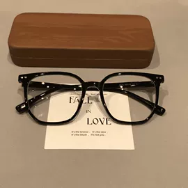 太阳镜;框架眼镜;老花镜