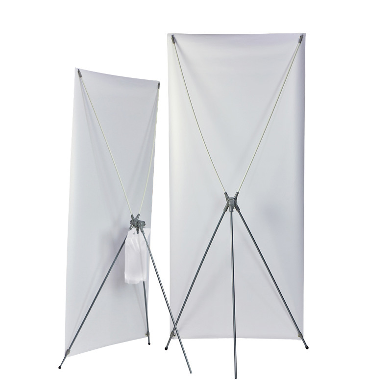 Expositor publicitario enrollable para exteriores, resistente al viento, con soporte en X, 80x180, para carteles de reclutamiento, personalizable.