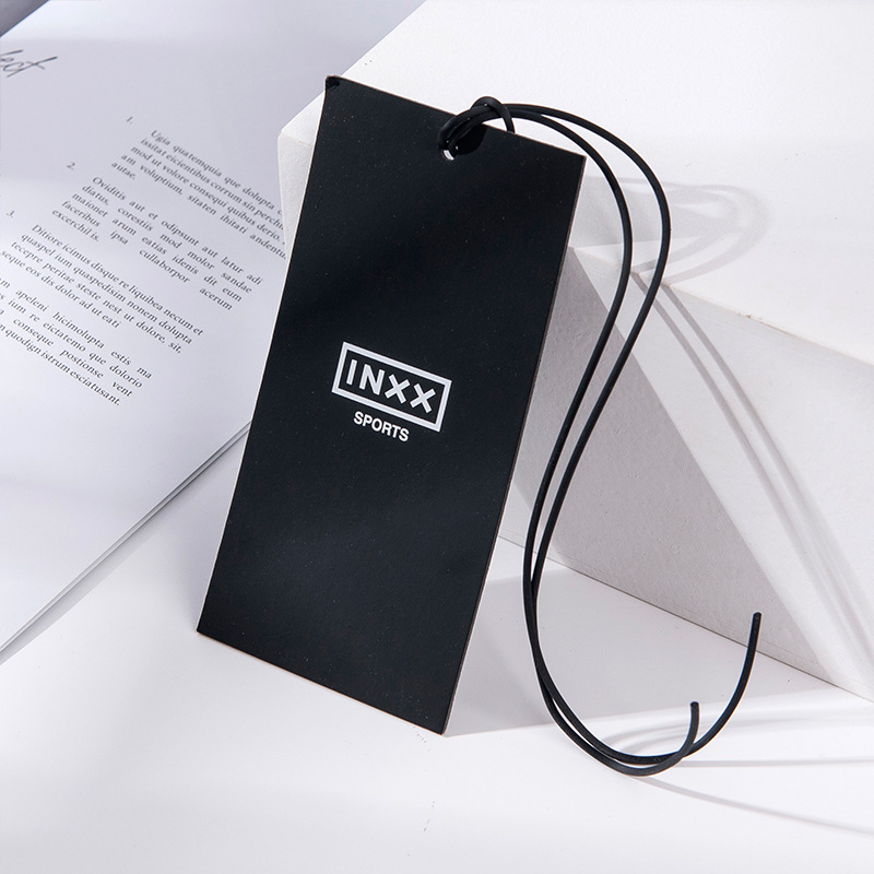 黑卡合成布服装吊牌 设计制作服饰潮牌标签 服装店衣服鞋子布吊牌