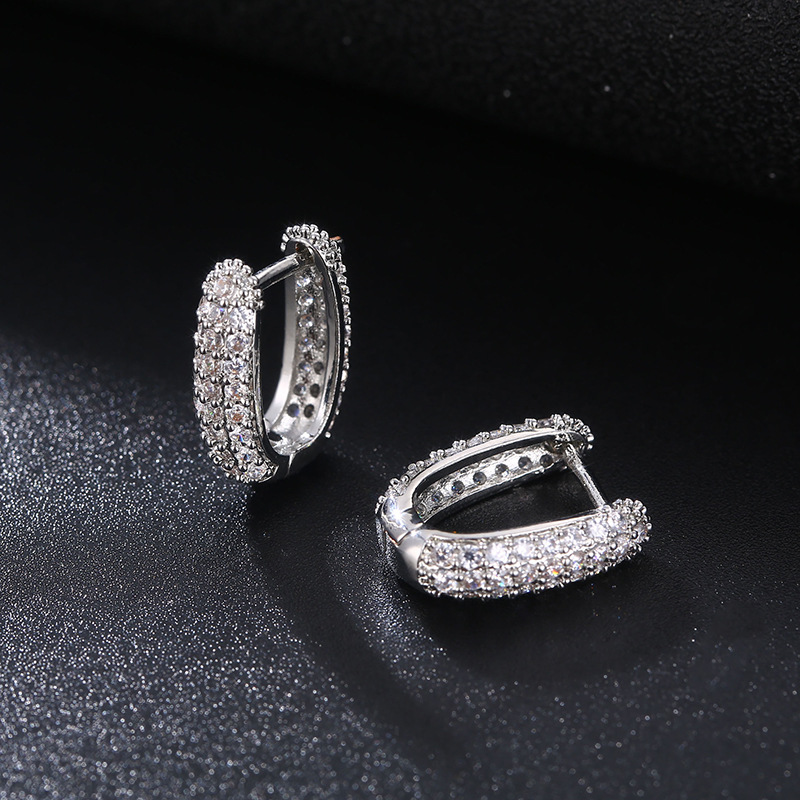 Daily Occasion Copper Material Fashion U Shape Copper Inlay Zircon Earrings 1 Pair