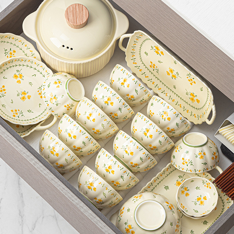 French Pastoral Style Underglaze Color Bowls and Dishes Set Tableware Particularly Beautiful Ceramic Rice Bowls and Dishes French Pastoral Style Underglaze Color Bowls and Dishes Set Tableware Particularly Beautiful Ceramic Rice Bowls and Dishes