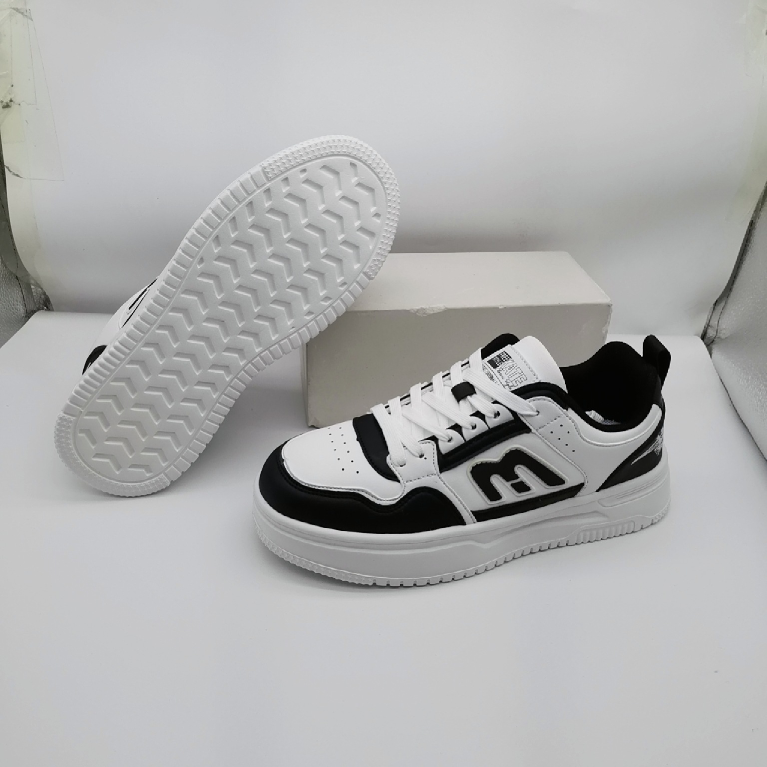 40-44 Tamaño Fujian zapatos de cuero para hombres zapatos de moda zapatos de skate casuales casuales transpirables versátiles Agam Young