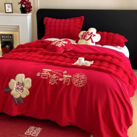 四件套;绒毯;纤维被