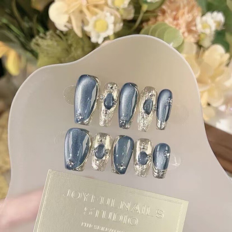 Little Red Riding Book Explosions Thousand Gold Bucilati Pure Hand-worn Manicure Factory Straight Hair Net Red Nail Stickers Wholesale