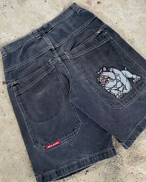 D13 black gray
