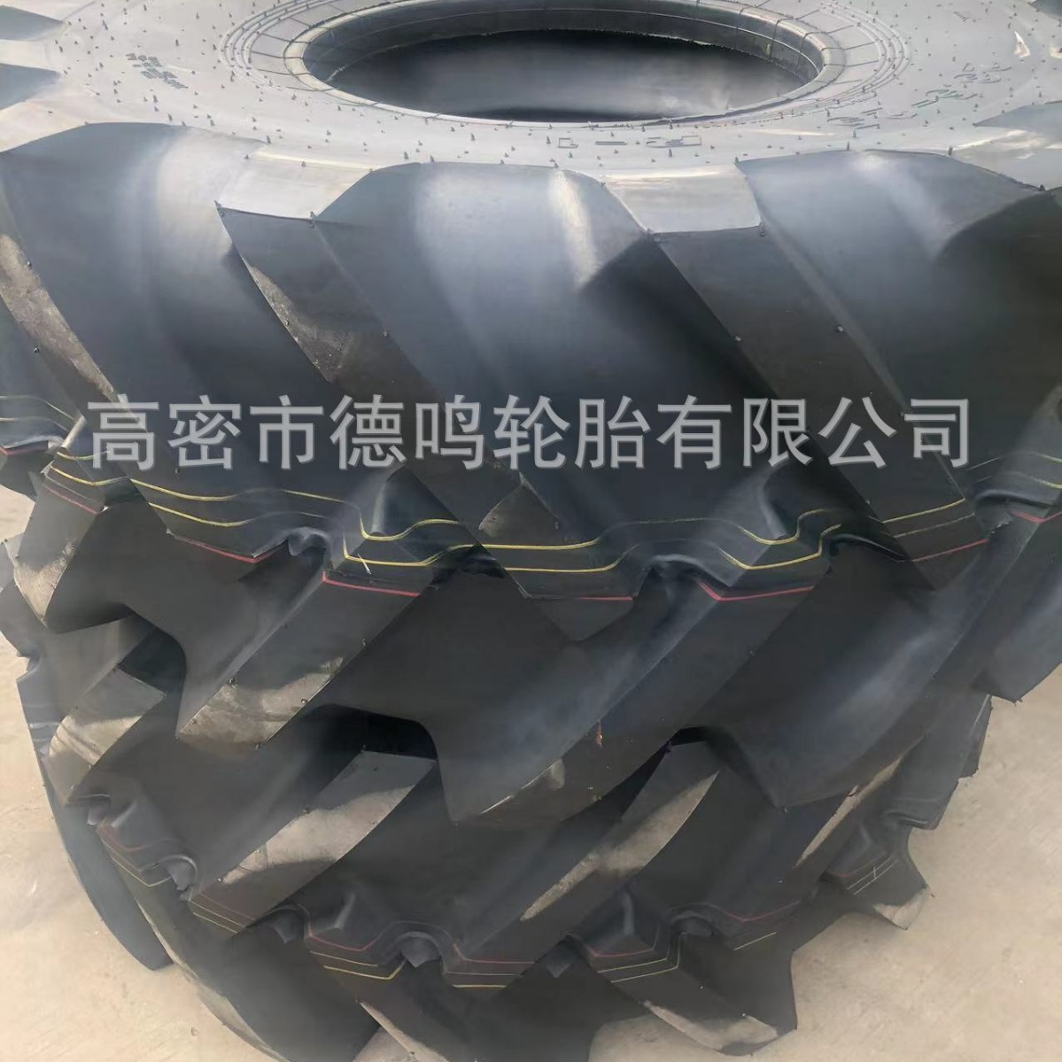 Suministro 50 cargador 23.5-25 26.5-25 máquina de registro Mezclador de carretera espiga patrón de profundización bienes genuinos Tres garantías