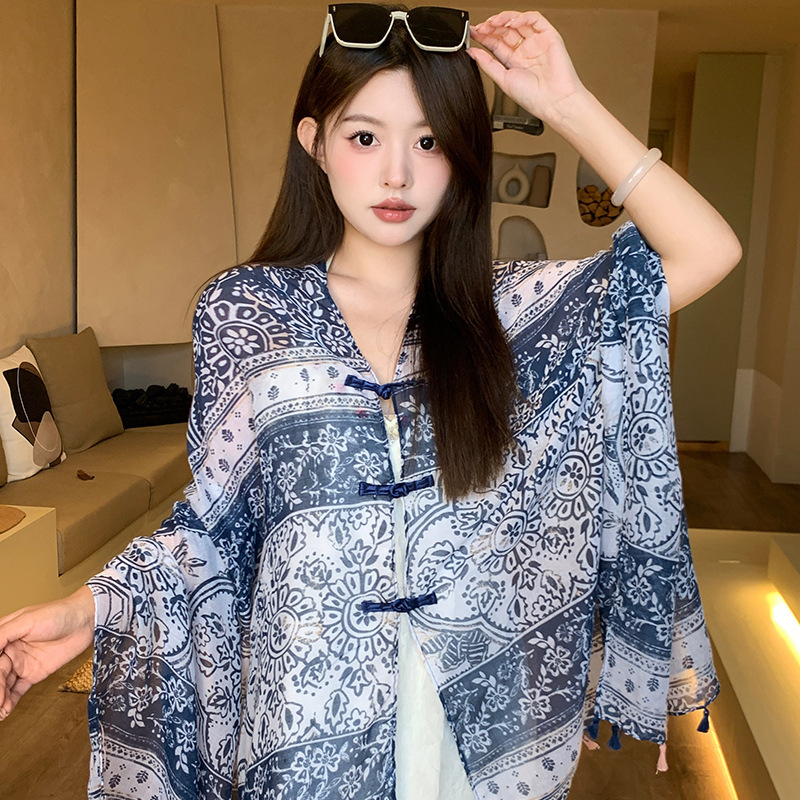 女性用夏の日焼け止め薄いショール、カラフルなストライプのボタン付きエスニックスタイルの旅行着用シルクスカーフ、海辺のビーチガーゼスカーフ|undefined