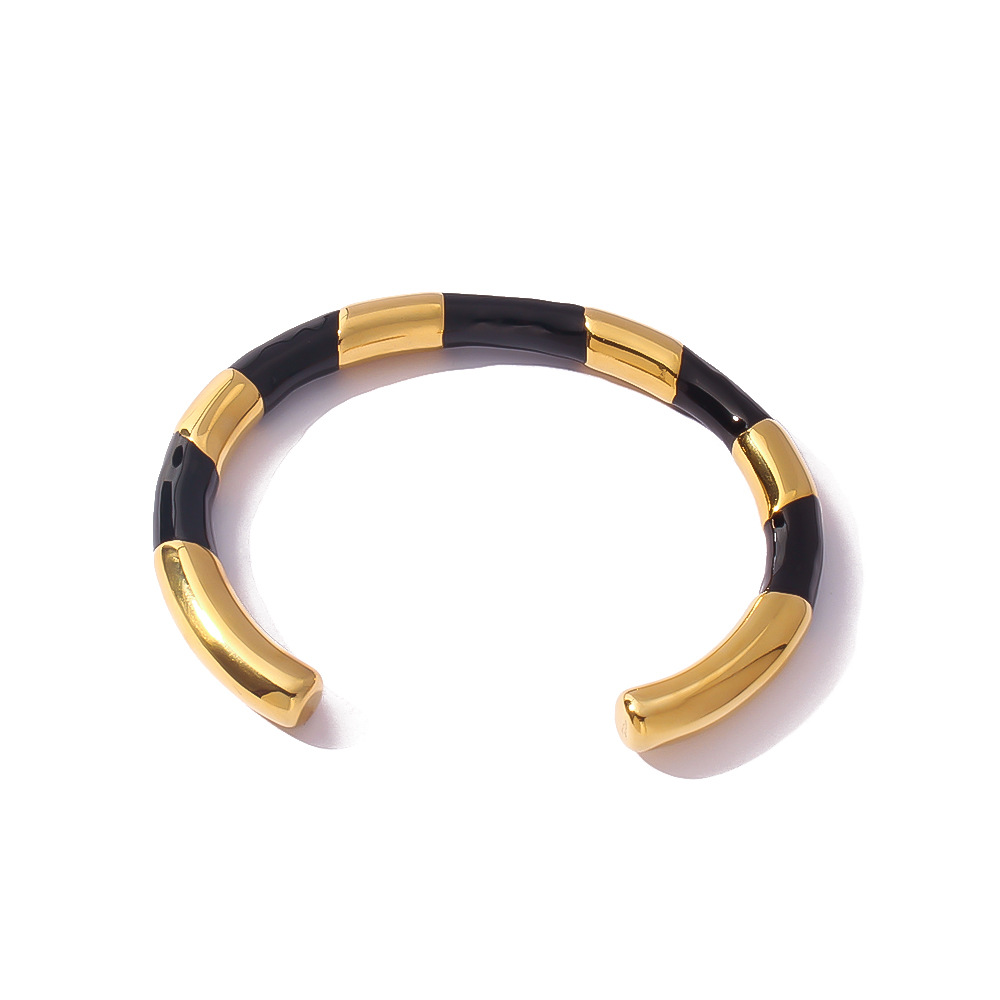 Lujo ligero, temperamento de alta calidad, pulsera de acero de titanio, apertura, diseño de nicho, sentido de alta calidad, joyería de aceite de gota de oro en blanco y negro