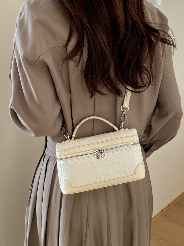 Bolso para mujeres 2026 venta caliente nuevo retro tejido bolso de mano de mano de alta calidad lujoso ligero bolso de hombro