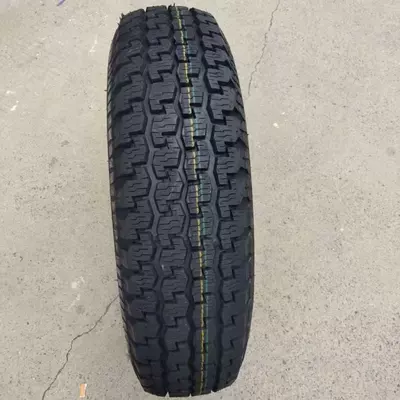 Brand New Tire Off-road şinlər