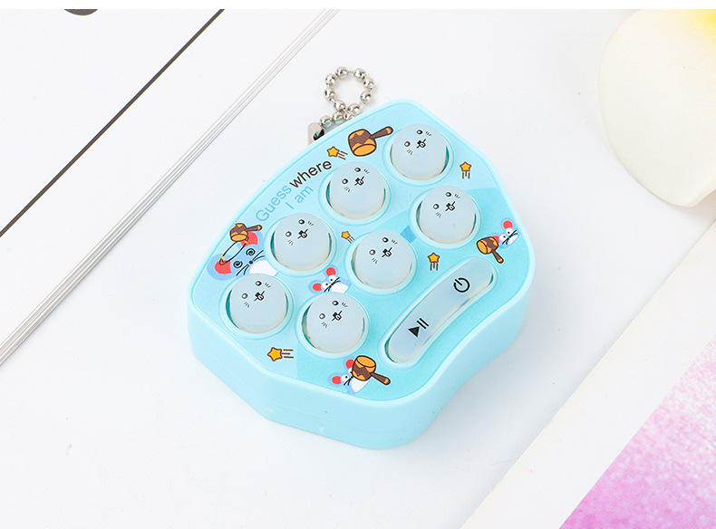 Cute Mini Handheld Whack-a-mole Game Console Toy Keychain Wholesale display picture 4