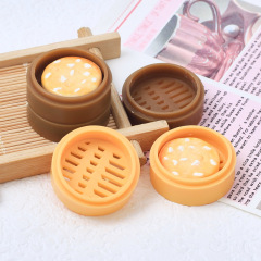小さな蒸し器の子供の趣味をシミュレーションします。