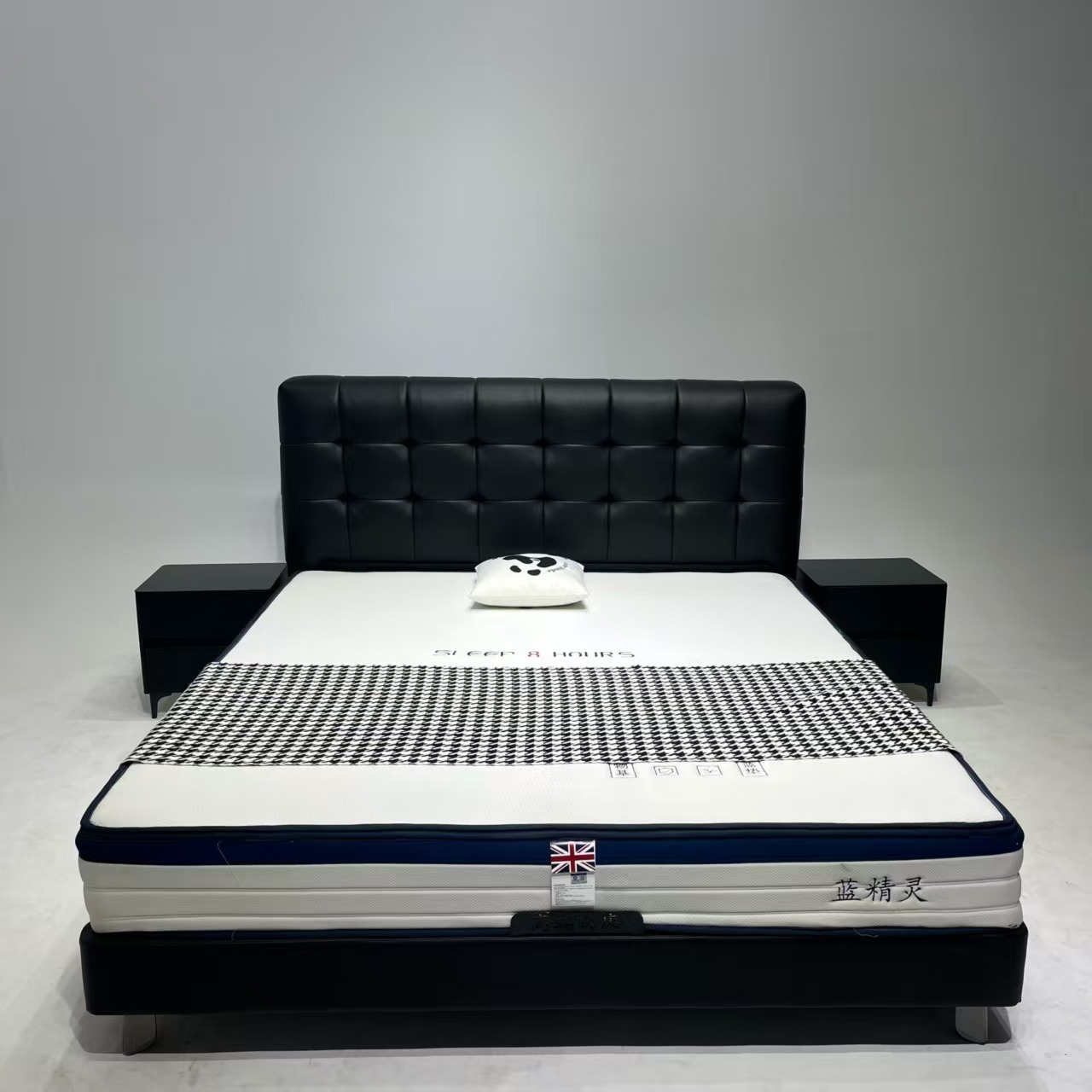 First-Layer Cowhide Suspended Bed Black Master Bedroom Large Bed Small Apartment Italian Light Luxury Wedding Bed Rental House Soft-Packed Bedside