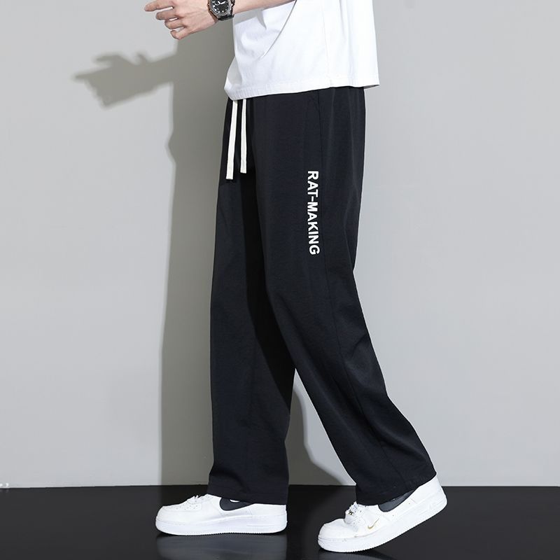 검은색