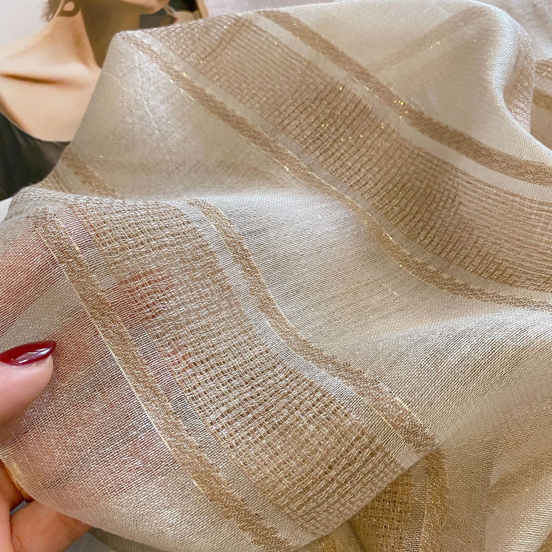 Sciarpa solida Sciarpa di seta di seta di seta di seta di moda da donna Sciarpa di seta versatile per la primavera e l'autunno della mamma_voghion.com