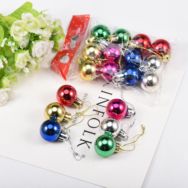 12379307539_1906527166