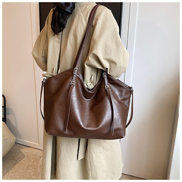 Fashionable Large Capacity Single Shoulder Crossbody Tote Bag_voghion.com