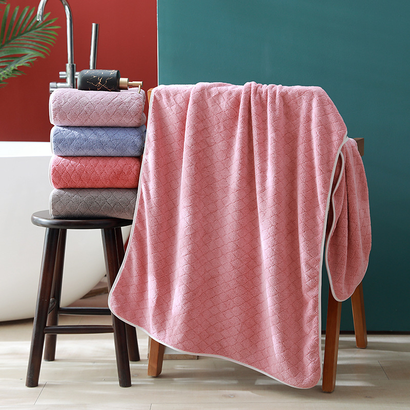 Coral Velvet Bath Towel Absorbs Water and Does Not Shed Lint, Household Soft Absorbent Bath Wrap, Supermarket Hotel Thickened Velvet Bath Towel